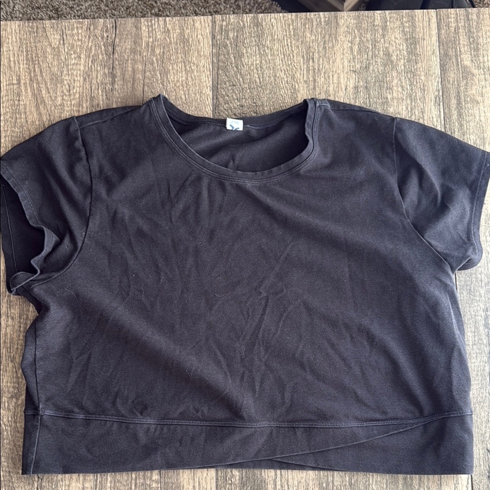 Old Navy Gray Boxy Crop T-Shirt